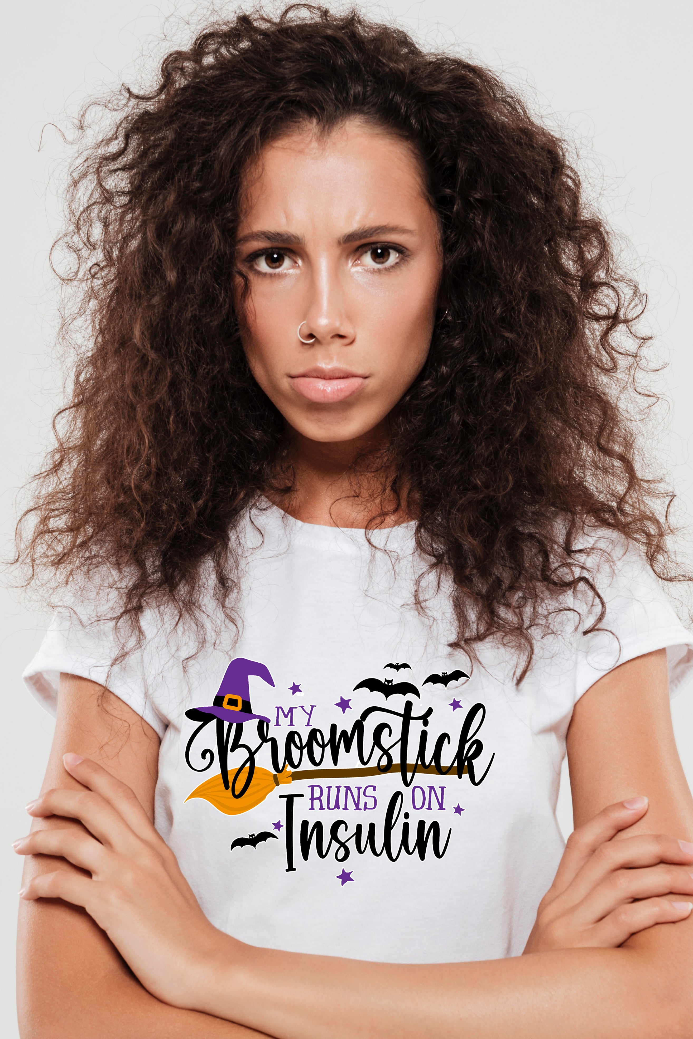 My Broomstick runs on insulin - Kids Unisex T-Shirt